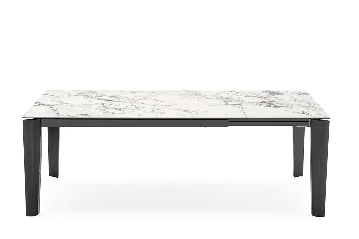 Alpha, Extendable Table