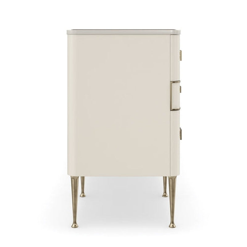 Show Call Nine Drawer Dresser With Glass Surface