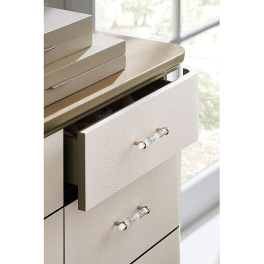 Heavenly Dresser